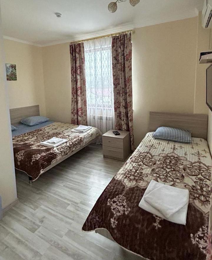 Талисман Hotel Aqtau Buitenkant foto